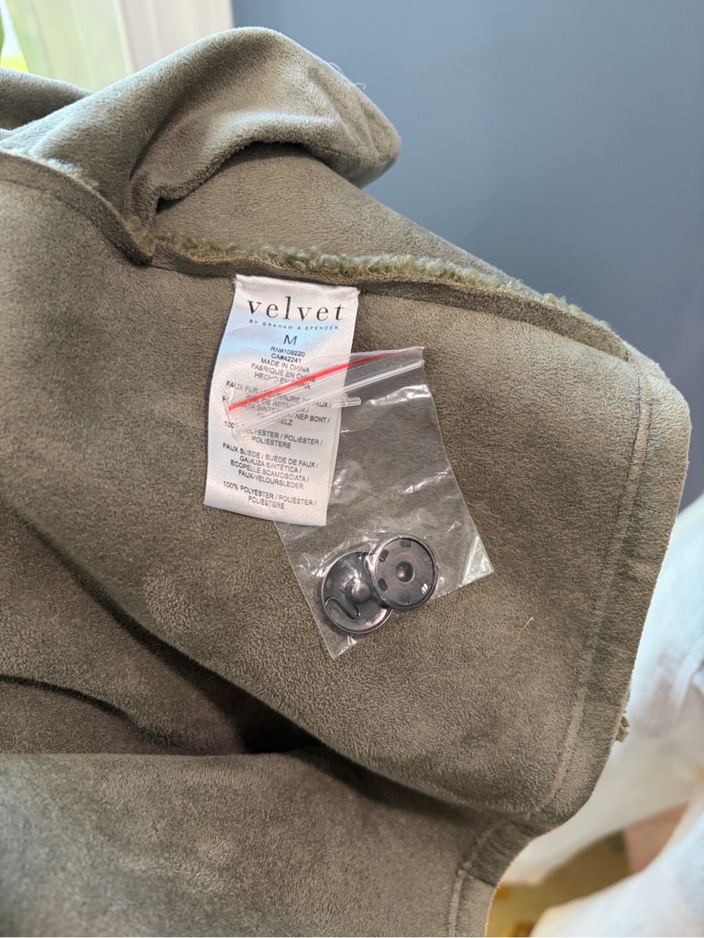 Velvet by Graham & Spencer Reversible Sherpa Jacket Olive Faux Suede - Picture 9 of 12